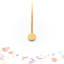 Collana con ciondolo con coriandolo