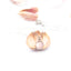 collana con ciondolo in resina e buccia d'aglio