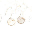 Orecchini pendenti con foglia di lunaria