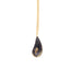 Collana con ciondolo realizzato con fuliggine e foglie d'oro