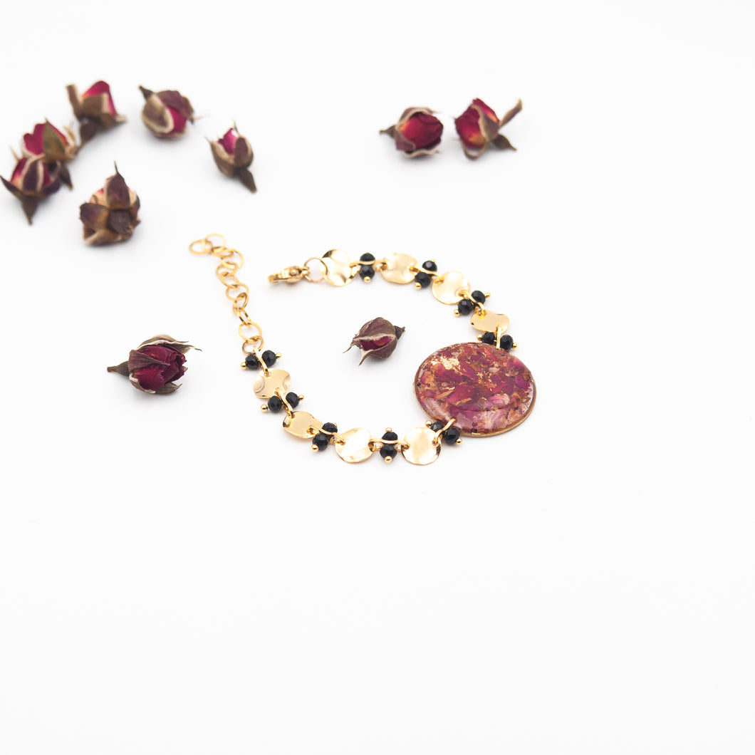 Adjustable bracelet in resin, red roses and gold leaves