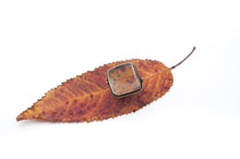 Load image into Gallery viewer, Adjustable brass ring with cherry leaf
