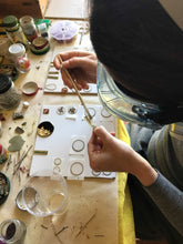 Load image into Gallery viewer, Square pendant earrings in resin, recycled plastic and marine elements
