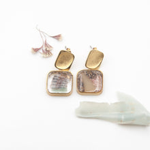 Load image into Gallery viewer, Square pendant earrings in resin, recycled plastic and marine elements
