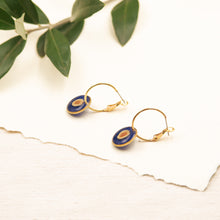 Load image into Gallery viewer, Drop earrings in a circle, with a blue pendant with an Apulian umbrella seed
