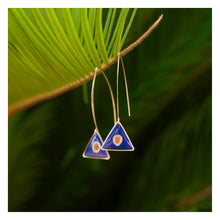 Load image into Gallery viewer, Triangle pendant earrings, with blue pendant with an Apulian umbrella seed
