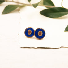 Load image into Gallery viewer, Blue lobe earrings with Apulian umbrella seed
