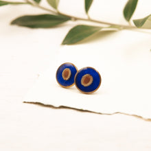 Load image into Gallery viewer, Blue lobe earrings with Apulian umbrella seed
