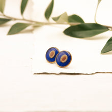 Load image into Gallery viewer, Blue lobe earrings with Apulian umbrella seed
